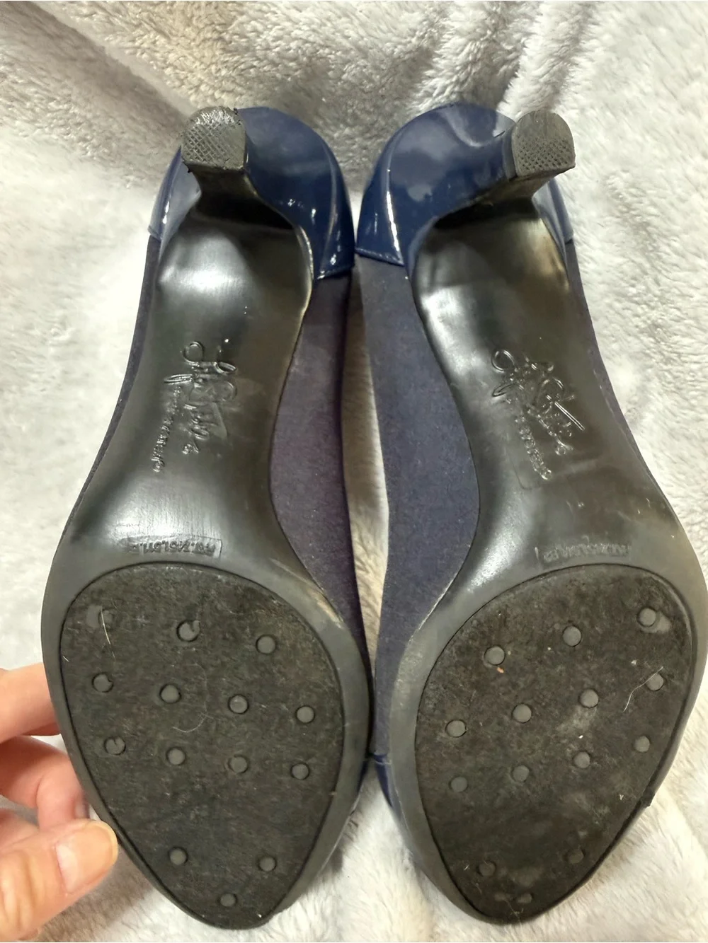 Life Stride Navy Two-Tone Patent Cap Toe Heels